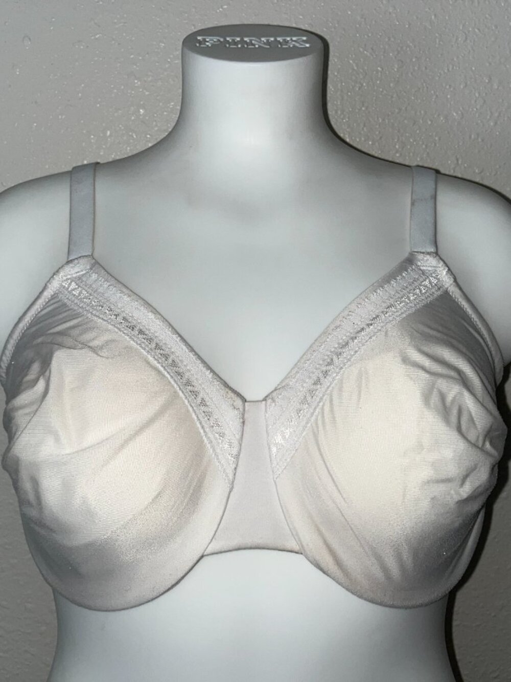 PRE-OWNED WACOAL PERFECT PRIMER FULL FIGURE UNDERWIRE BRA SZ 36DDD